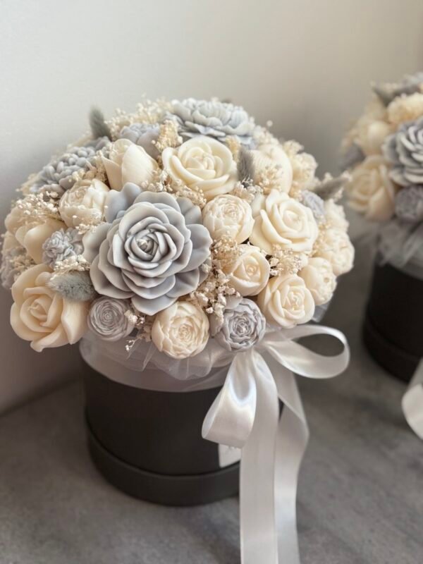 Flower Box L - Świece Sojowe w Odcieniach Szarości