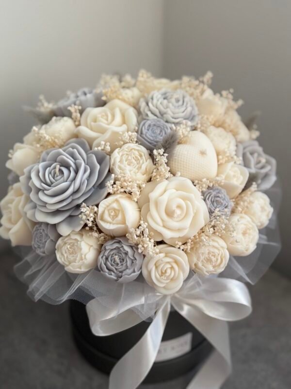 Flower Box L - Świece Sojowe w Odcieniach Szarości